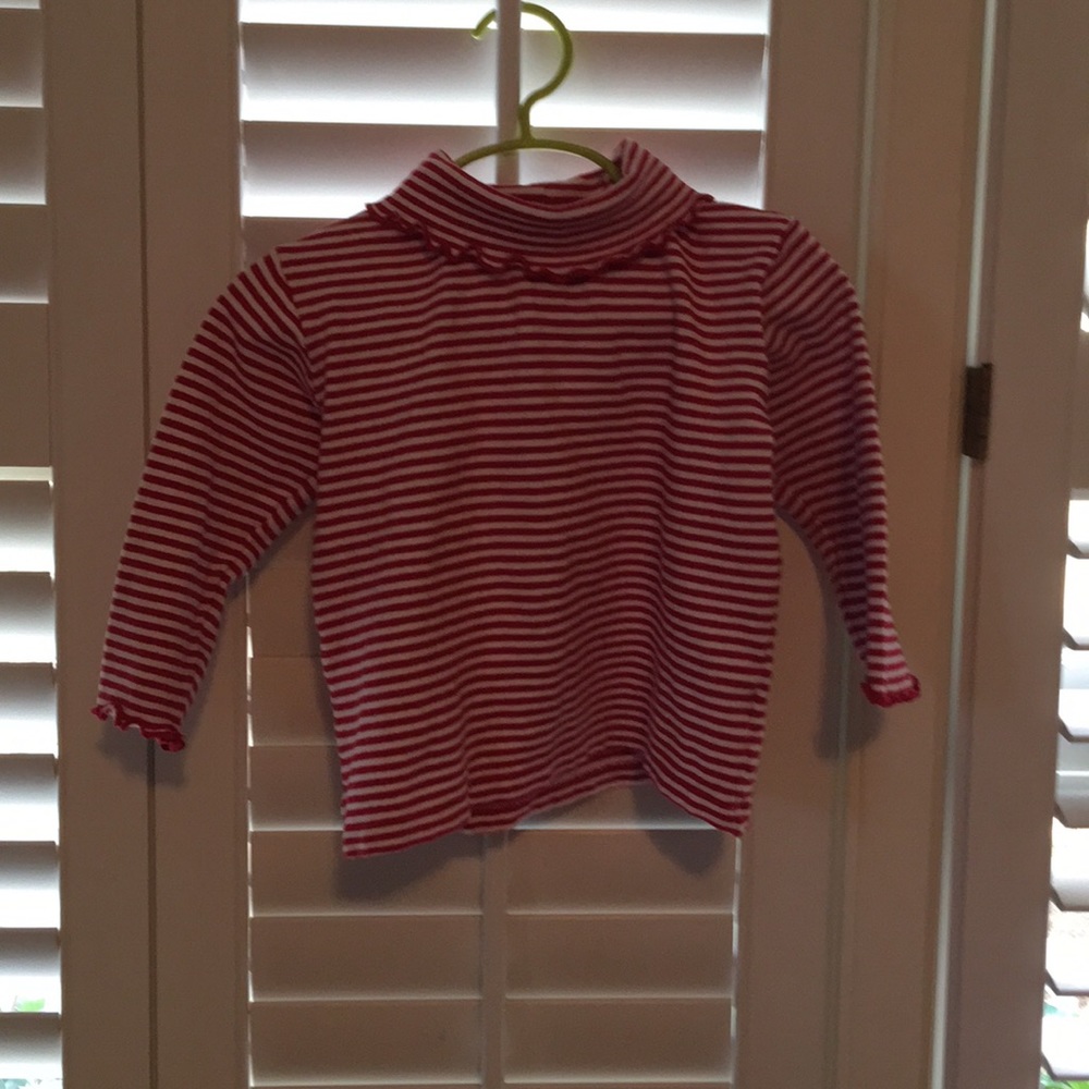 Red and white stripes turtleneck